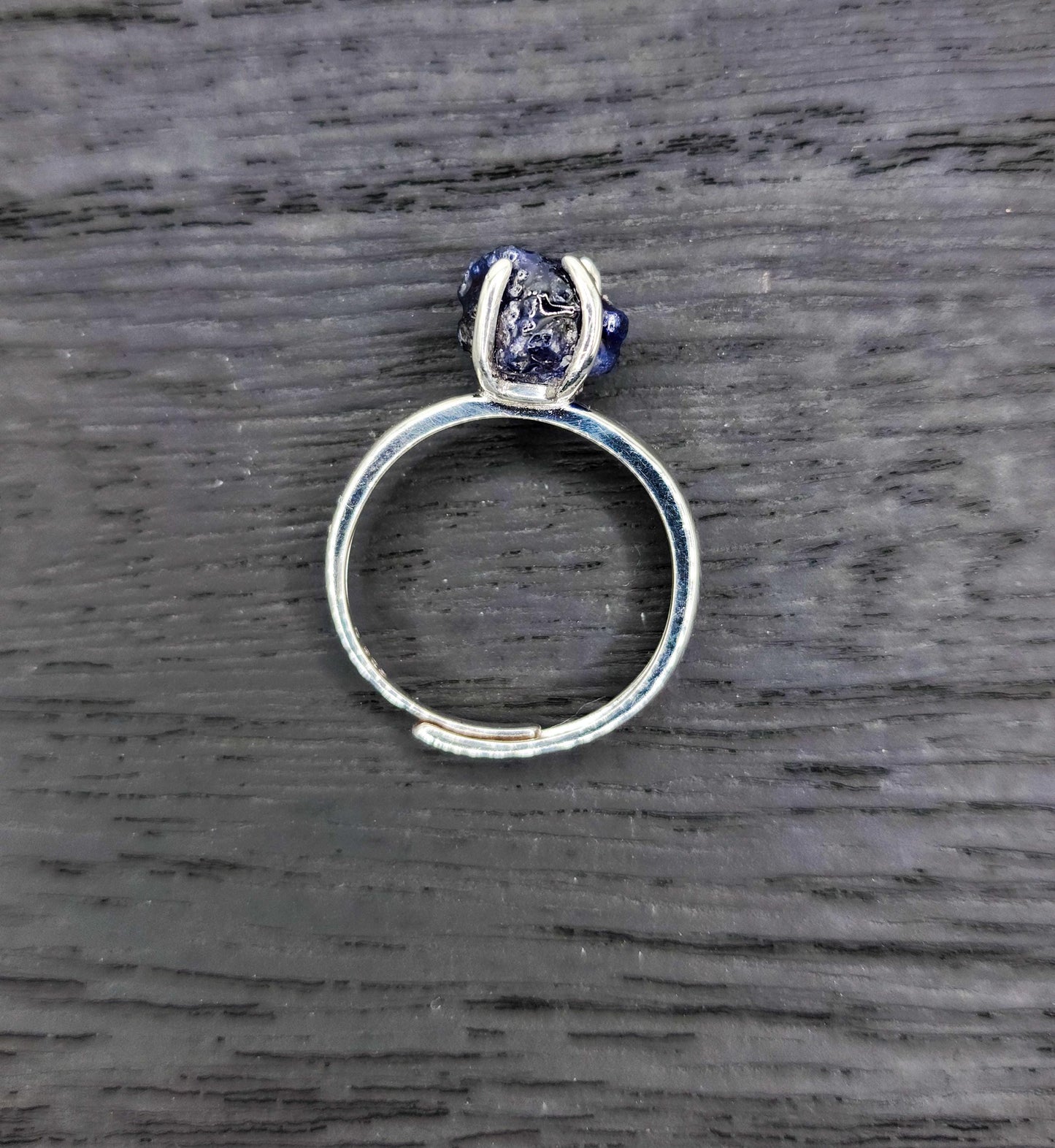 Raw Blue Sapphire Ring – Flex-Fit Sterling Silver Band, Handmade Minimalist Gemstone Jewelry