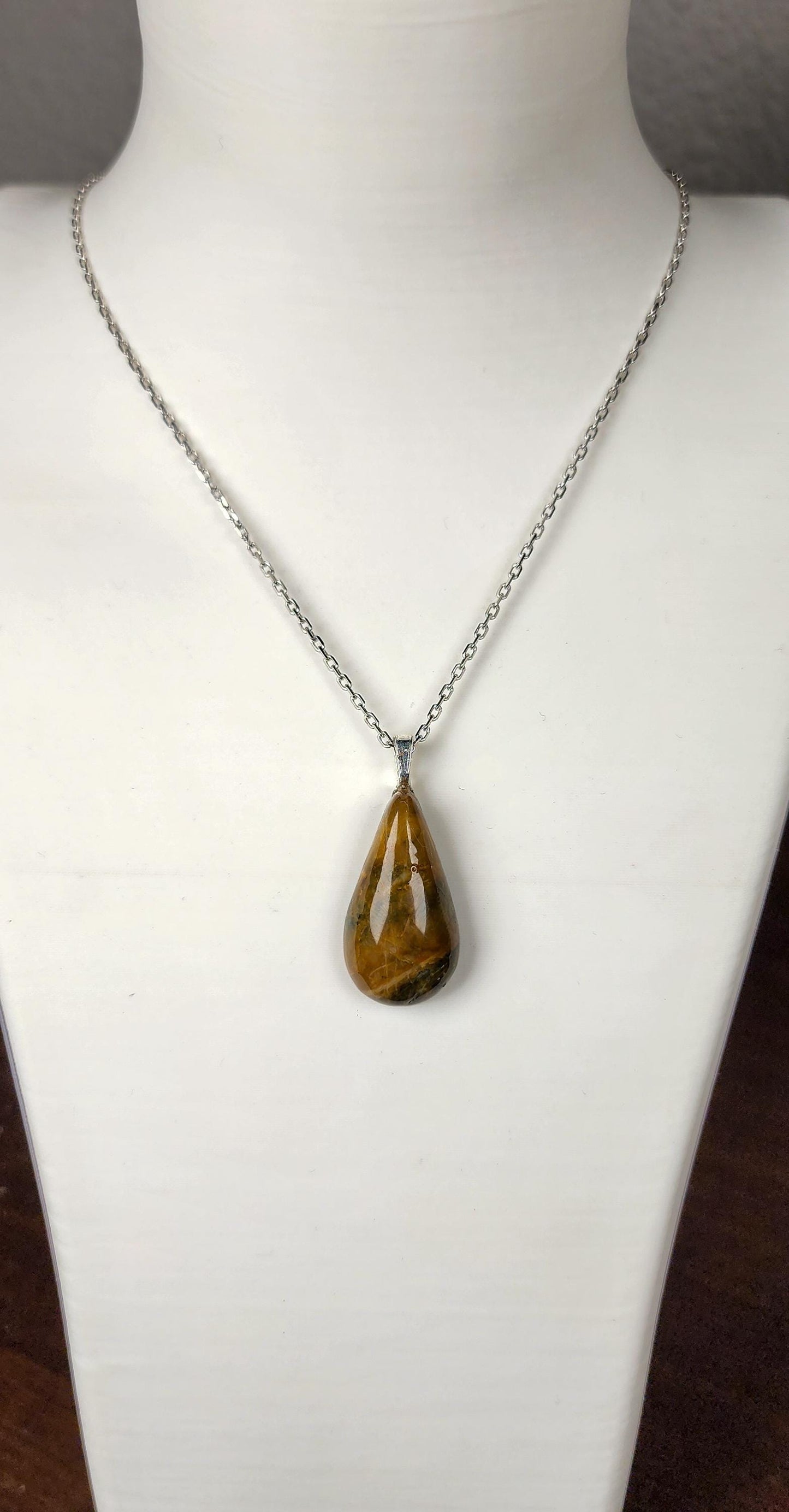 Hand-Polished Patterned Brown Jasper Pendant Necklace – Artisan Carved River Rock Jewelry Gift