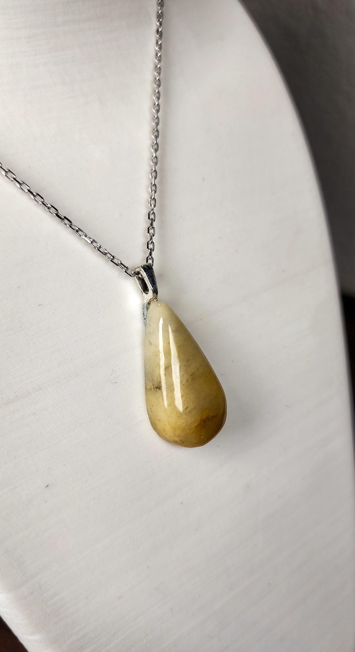 Hand-Polished Golden Quartz Pendant Necklace – Artisan Carved River Rock Jewelry Gift