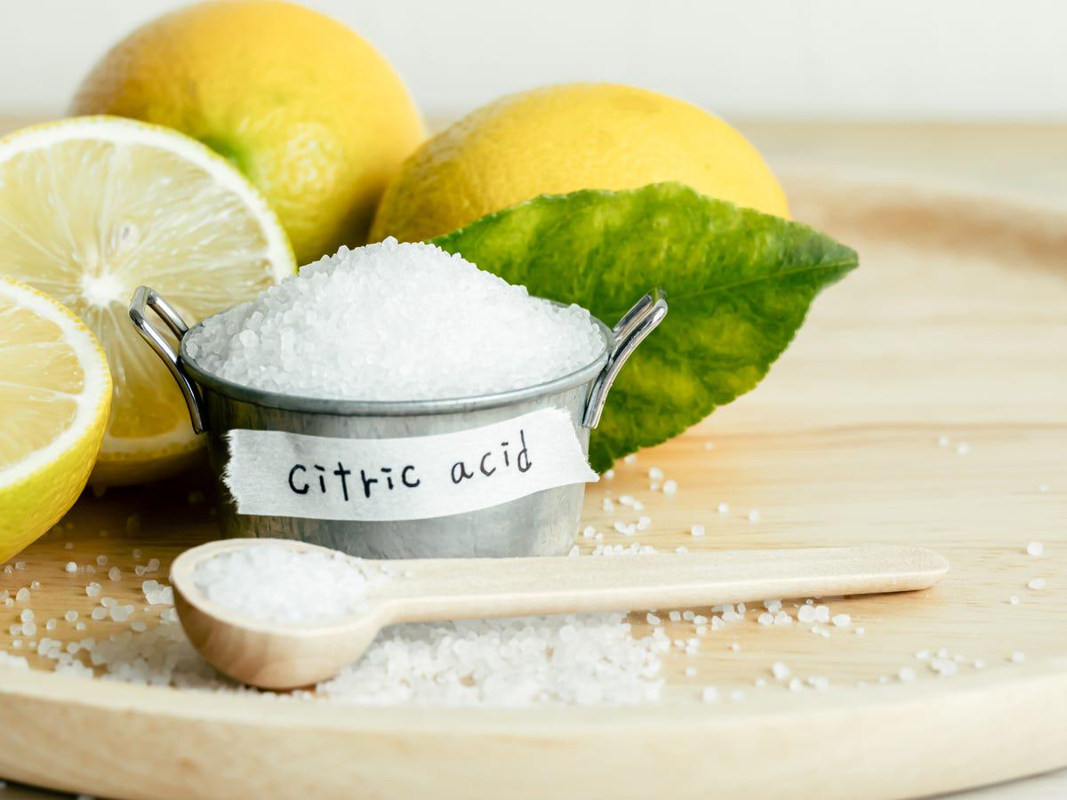 Citric Acid: Non-Toxic Post-Cast Jewelry Cleaning Solution
