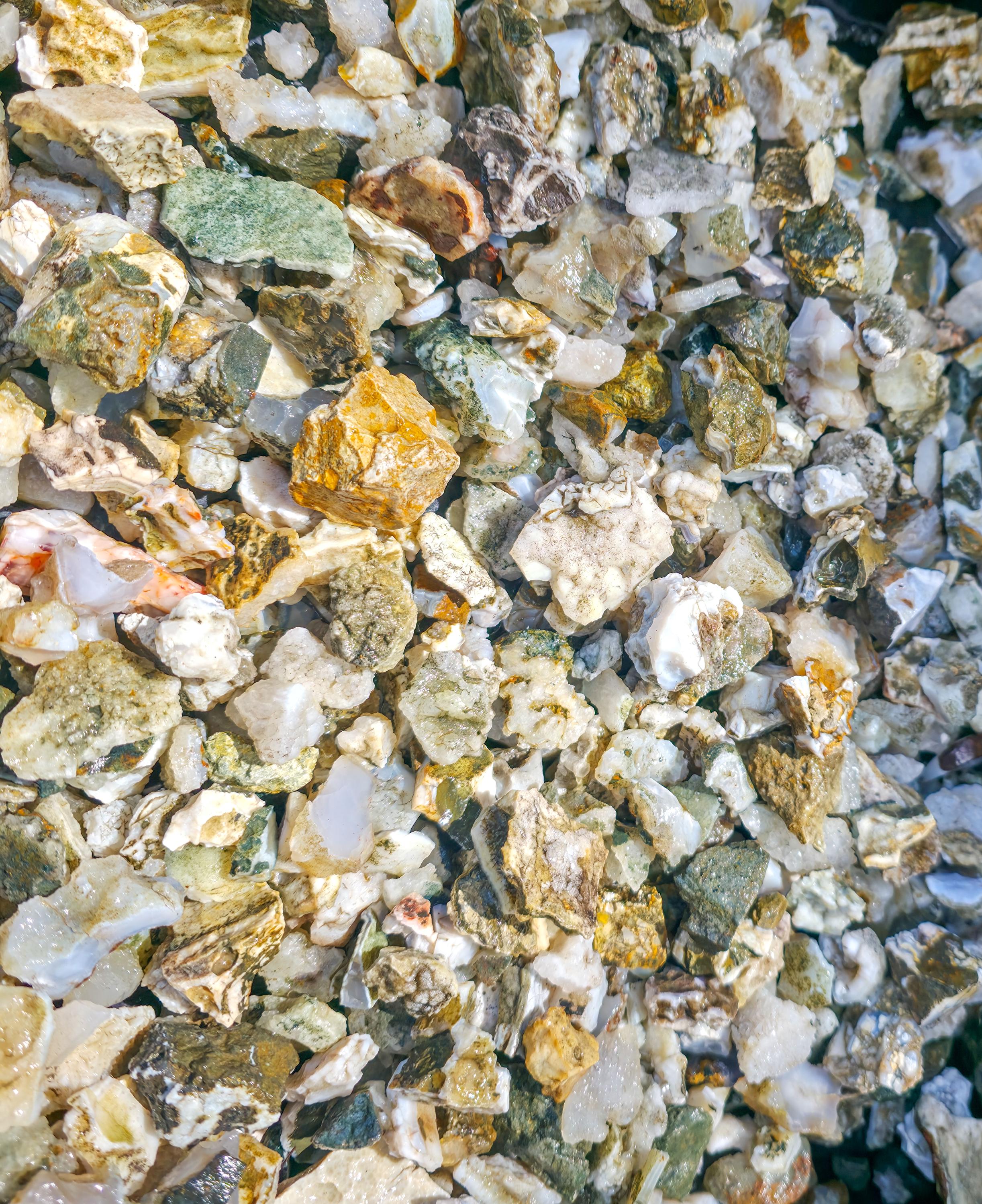 Assorted Crystal & Agate Pieces: 12oz Bundle - Lapidary Float - PNW Box of Rocks