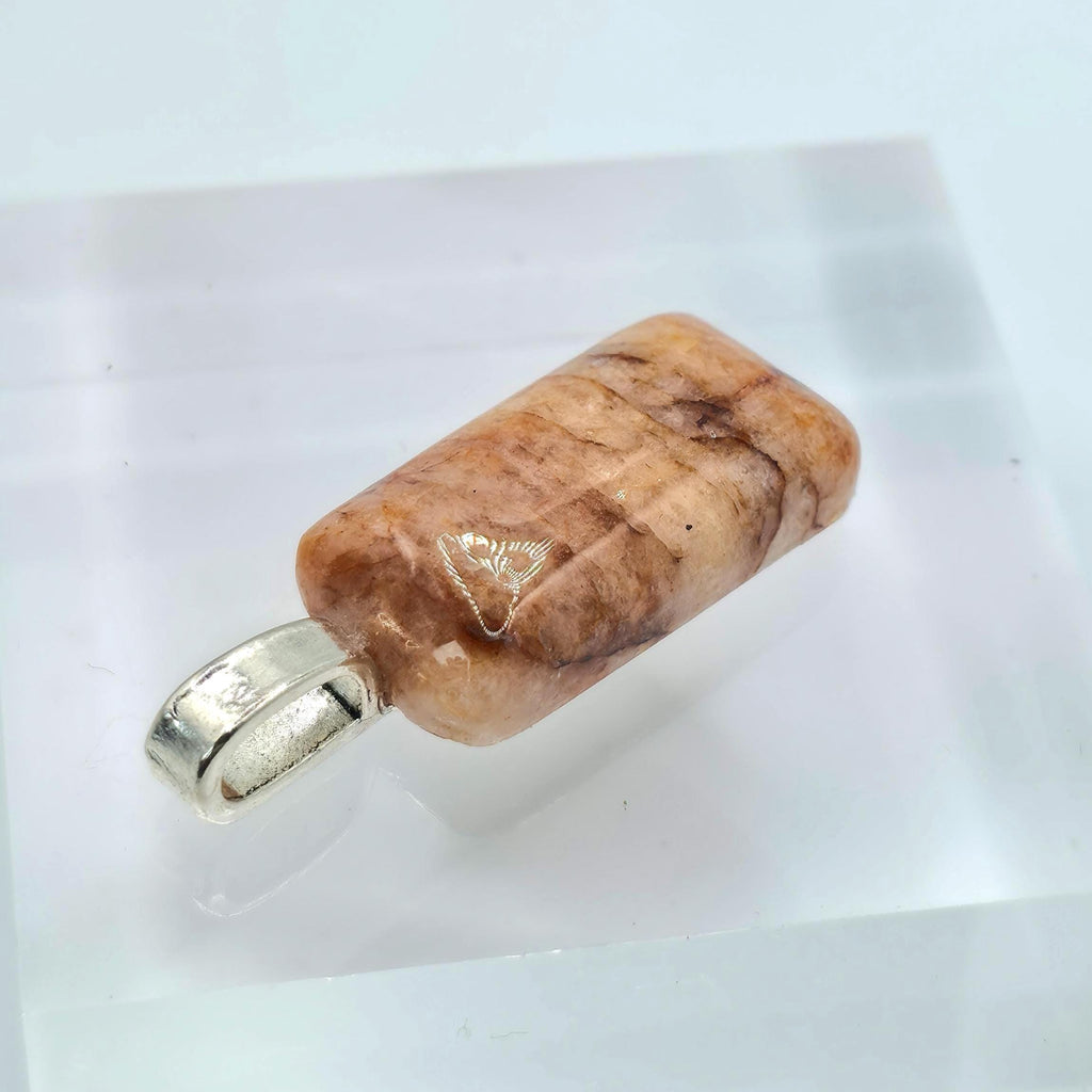 Cabochon Pendant: Adventurine Quartz Crystal - Pacific Northwest Jewelry