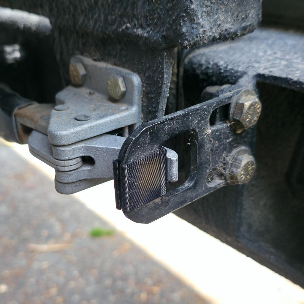 Swing Gate Isolator: 6 pack